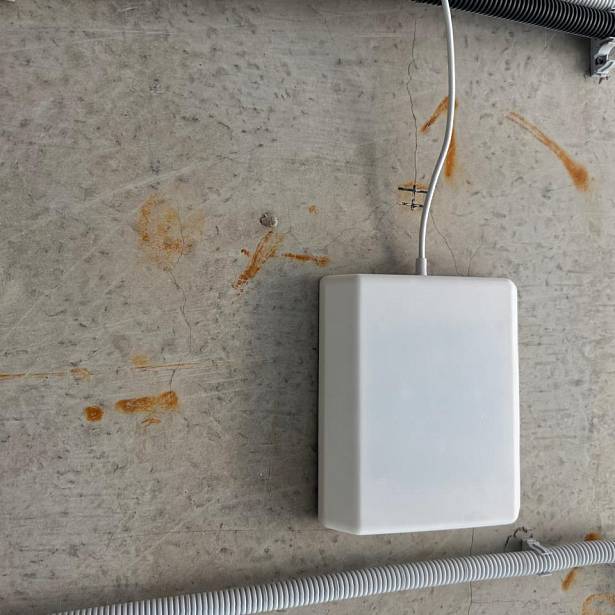 Установка усилителя сотовой связи и интернета